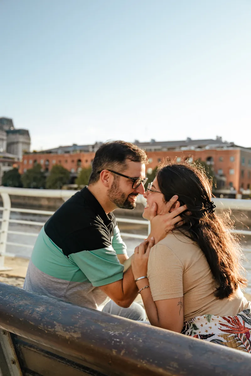 Rocío y Matías sonriendo juntos